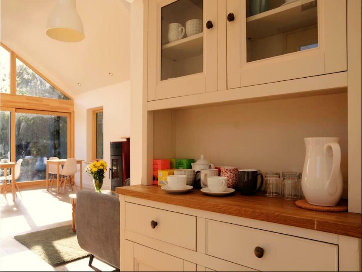 Dingle Garden Townhouse Bed & Breakfast エクステリア 写真 A kitchen